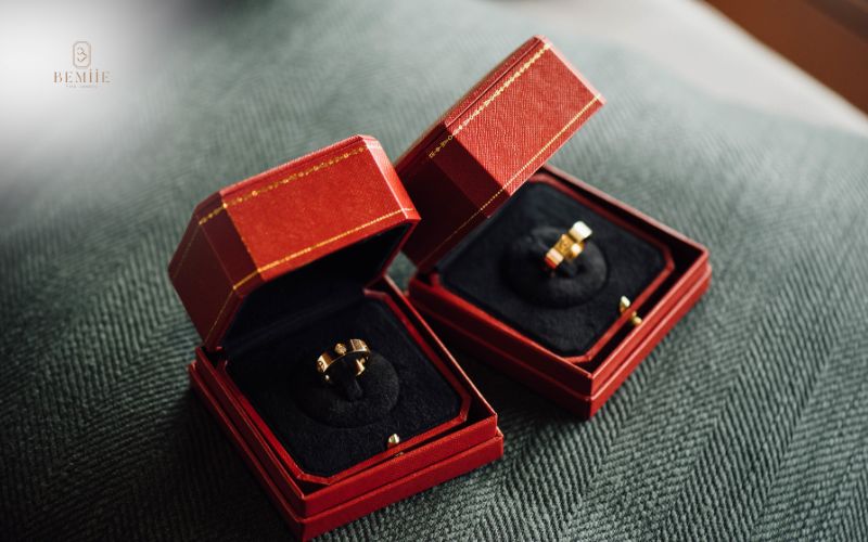 Cầu hôn là gì?